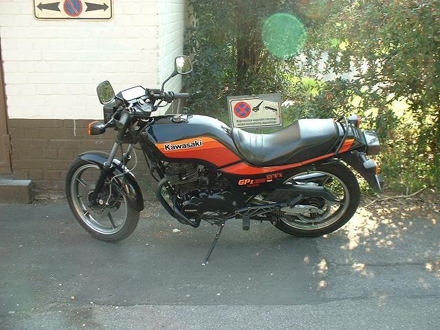 GPz305 mit Motad 2in1 - linke Seite GPz305 mit Motad 2in1 - linke Seite